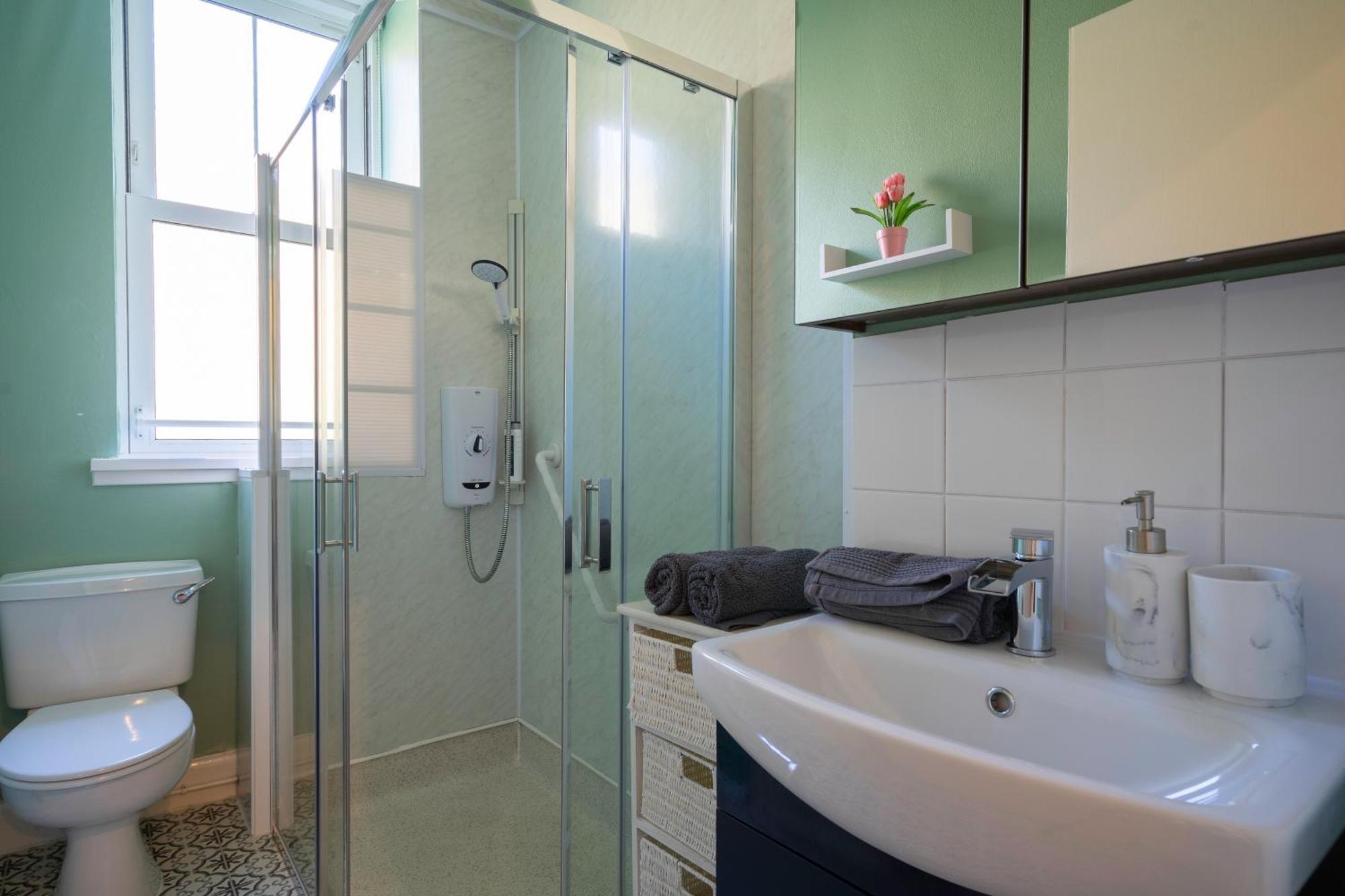 The Eden Apartment, Edinburgh City Center ภายนอก รูปภาพ