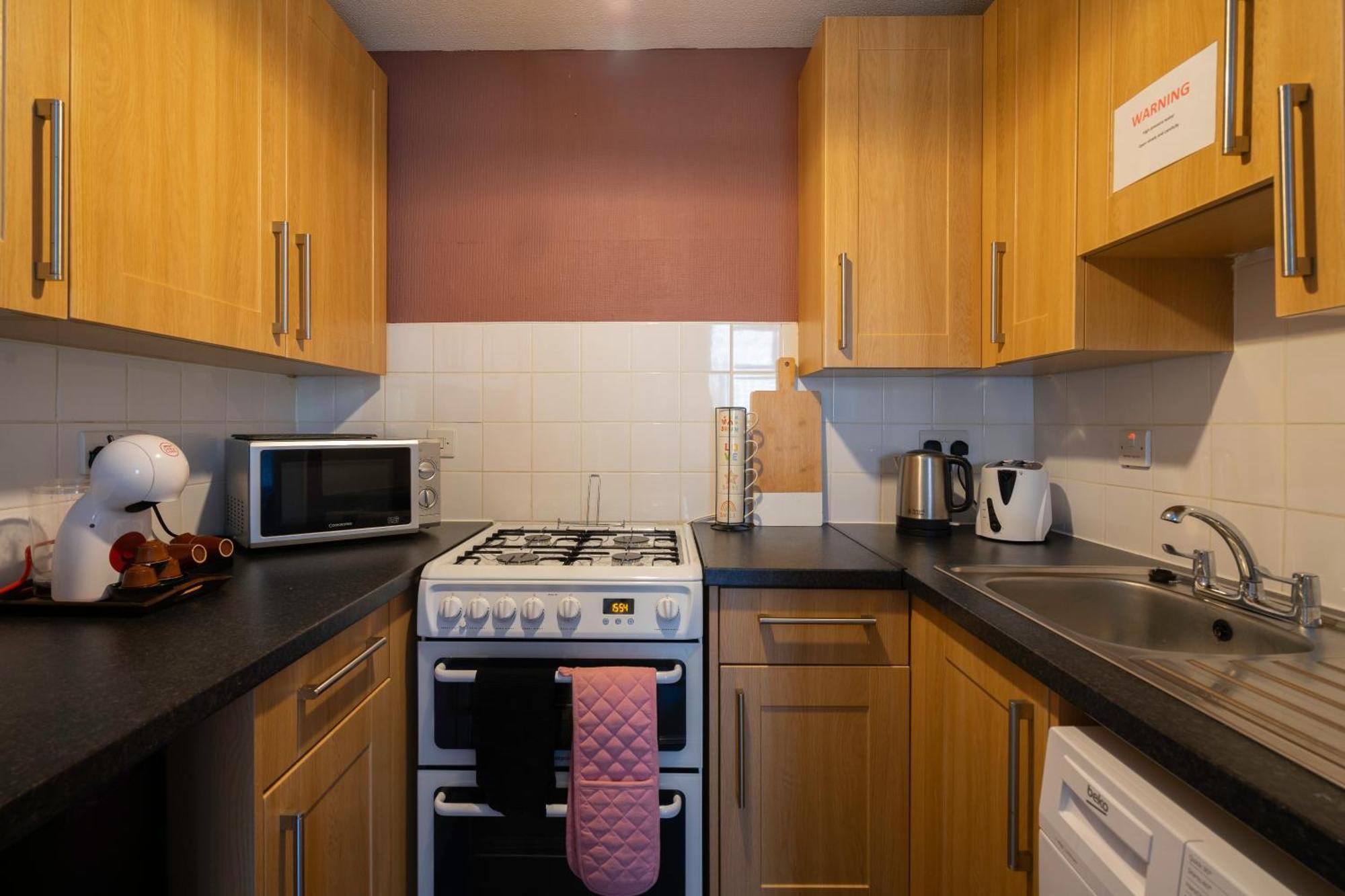 The Eden Apartment, Edinburgh City Center ภายนอก รูปภาพ