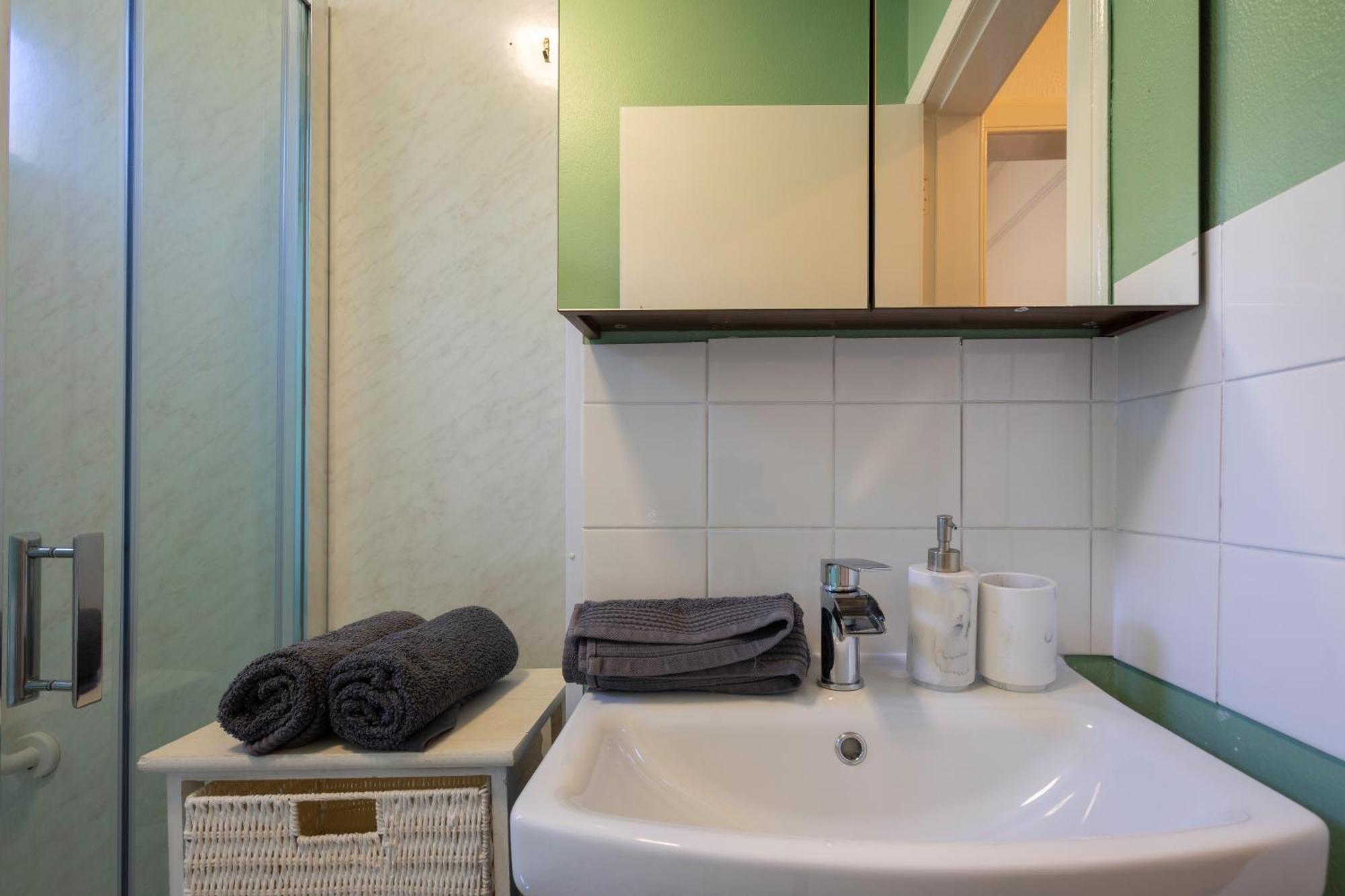 The Eden Apartment, Edinburgh City Center ภายนอก รูปภาพ