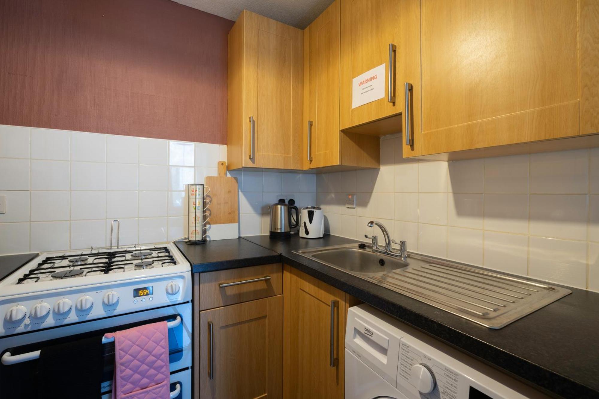 The Eden Apartment, Edinburgh City Center ภายนอก รูปภาพ