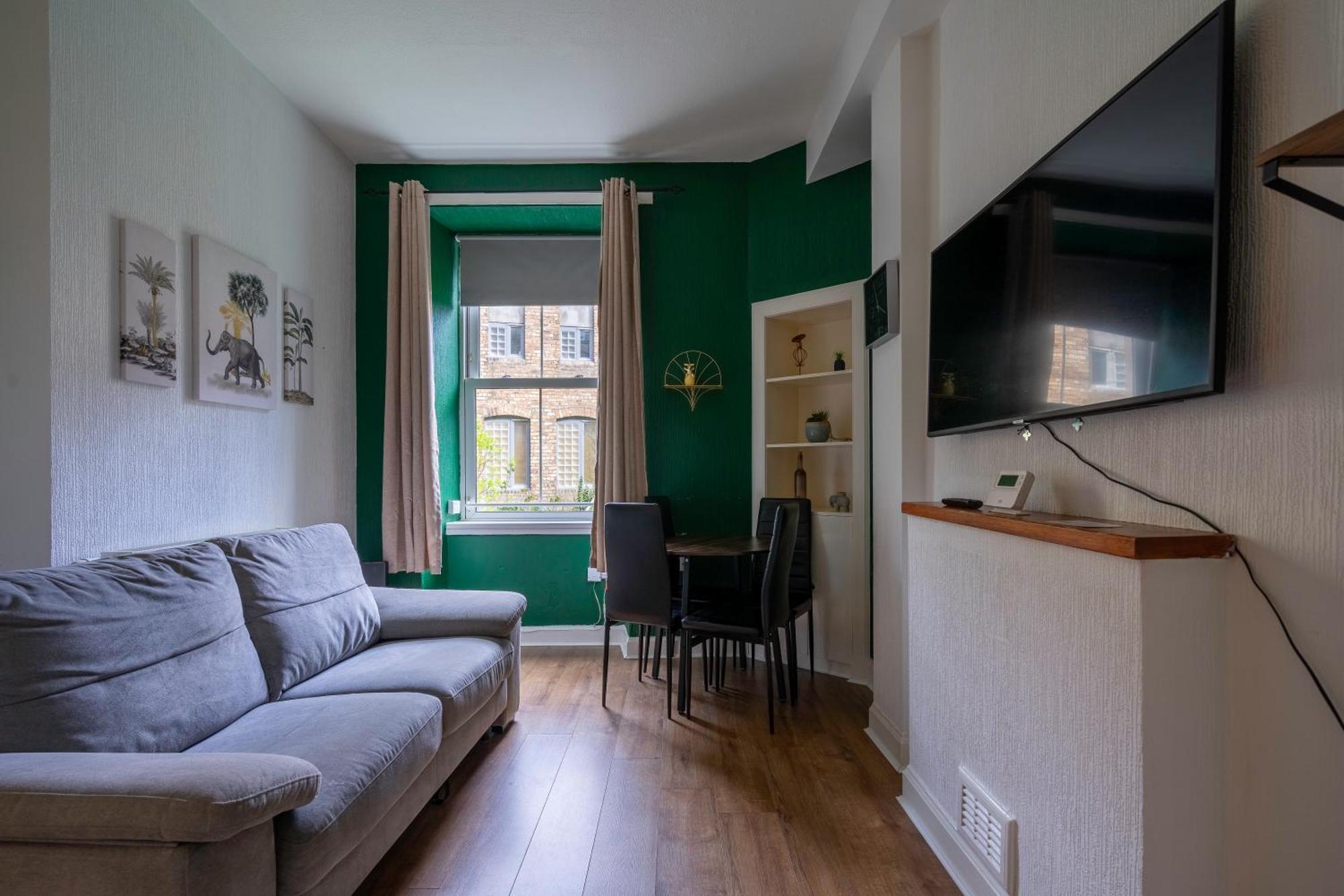 The Eden Apartment, Edinburgh City Center ภายนอก รูปภาพ